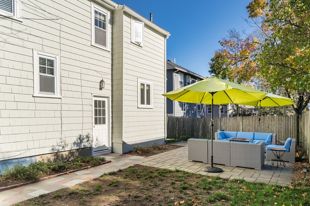 73 Wedgewood Road Newton, MA 02465 - Photo 20 of 24