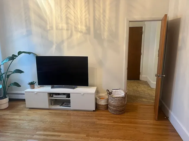 $3,500 | 12 Kilsyth Road, Unit 2, Brookline, MA 02445