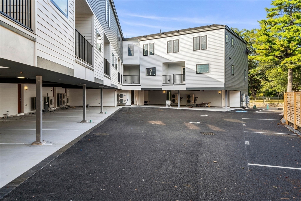 8 Elm Street, Unit 8 Newton, MA 02465 - Photo 26 of 32