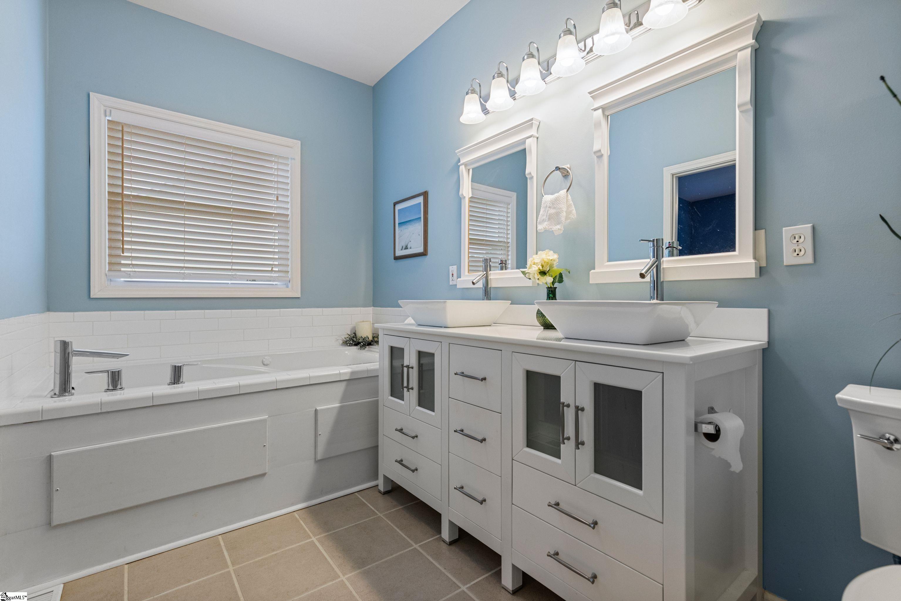226 Abners Trail Road Greer, SC 29651 - Photo 31 of 49 Gallery Image 31