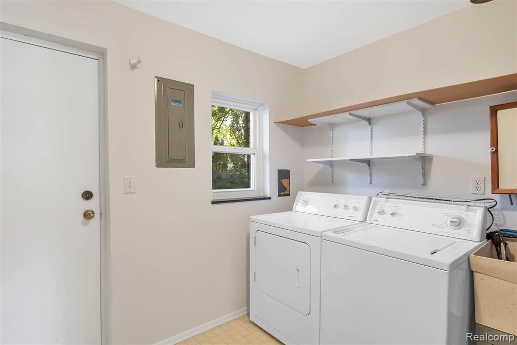 308 North Rochester Road, Unit 16 Clawson, MI 48017 - Photo 23 of 23