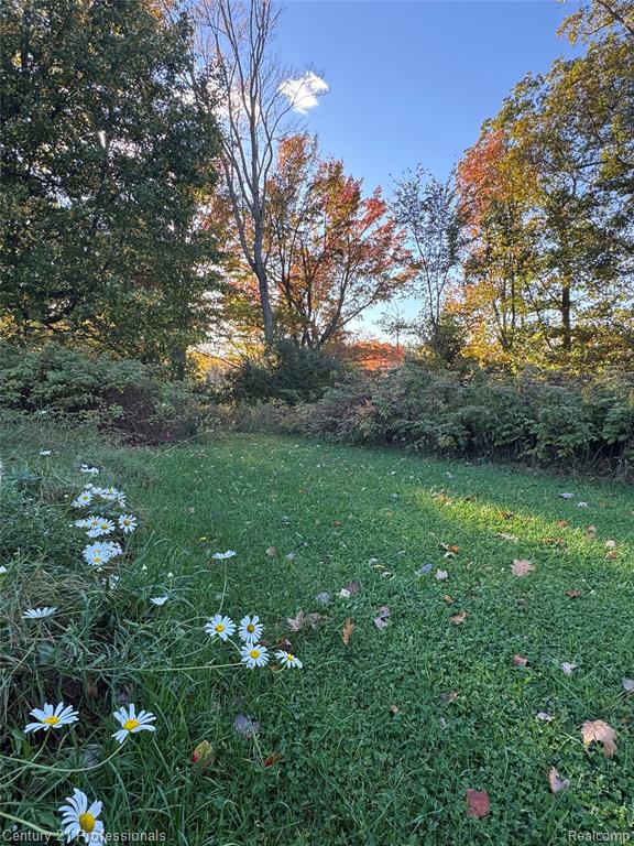 3608 South State Road Glennie, MI 48737 - Photo 16 of 42