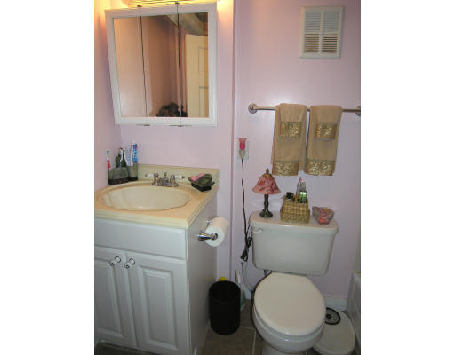 30 Kilsyth Road, Unit B1 Brookline, MA 02445 - Photo 5 of 7 Gallery Image 5