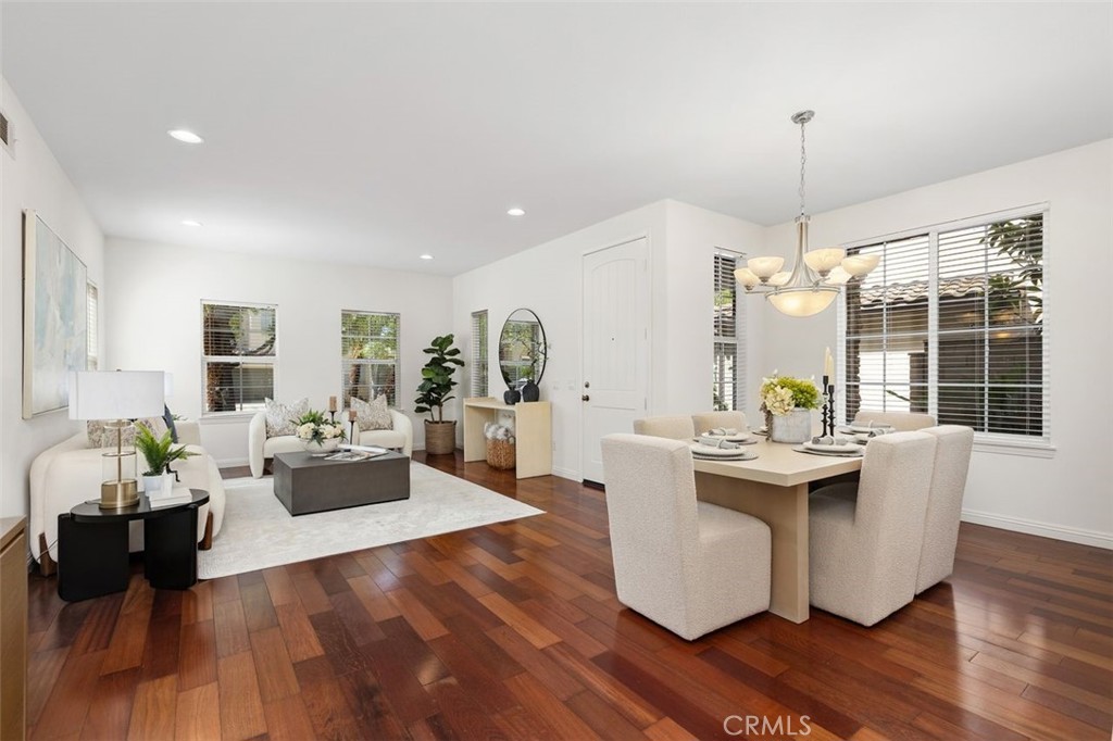 152 Treehouse Irvine, CA 92603 - Photo 3 of 71