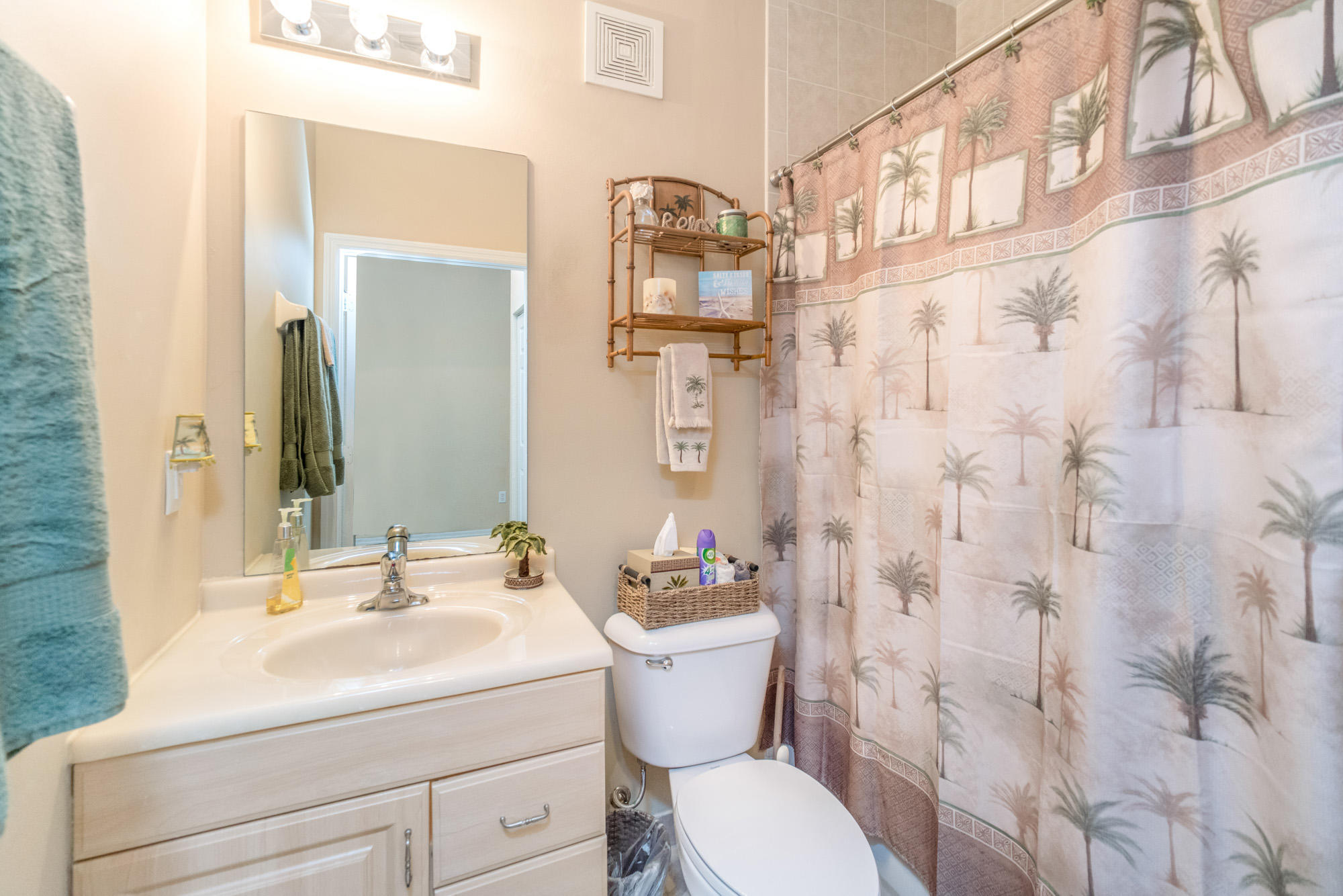 127 Seagrape Drive, Unit 101 Jupiter, FL 33458 - Photo 12 of 16 127 Seagrape Drive 101_Botanica-12