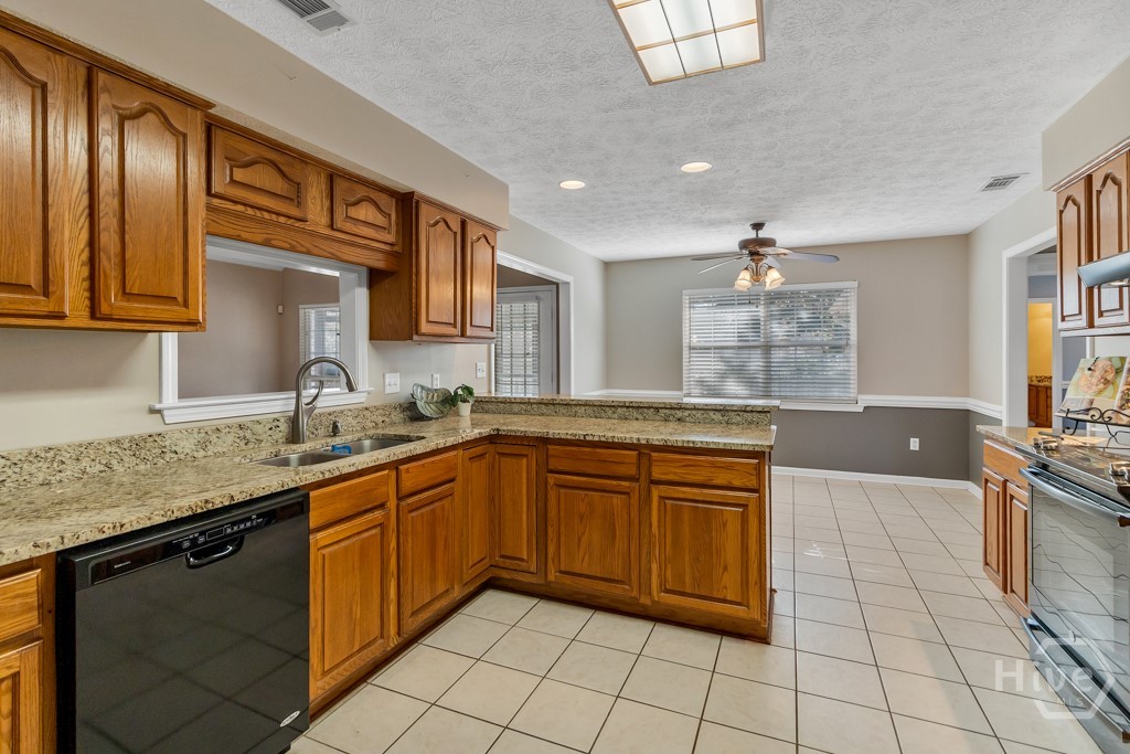 2410 Hodgeville Road Rincon, GA 31326 - Photo 19 of 42 Kitchen