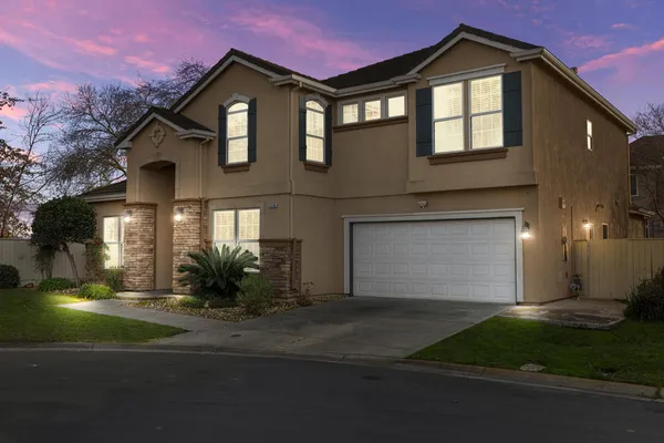 $585,000 | 4716 Vía Altura, Modesto, CA 95357