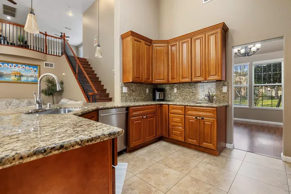 $585,000 | 4716 VÃa Altura, Modesto, CA 95357