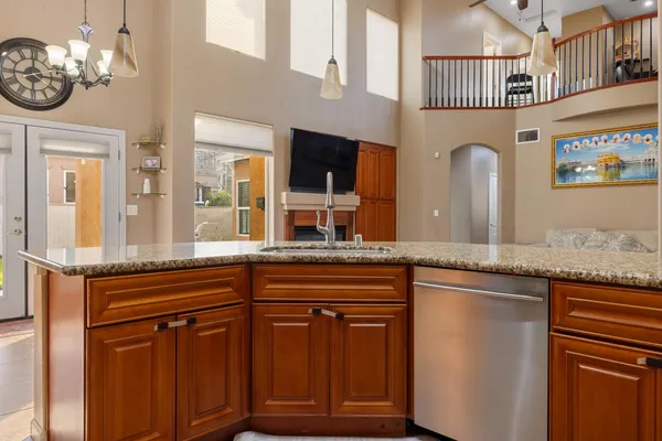 $585,000 | 4716 VÃa Altura, Modesto, CA 95357