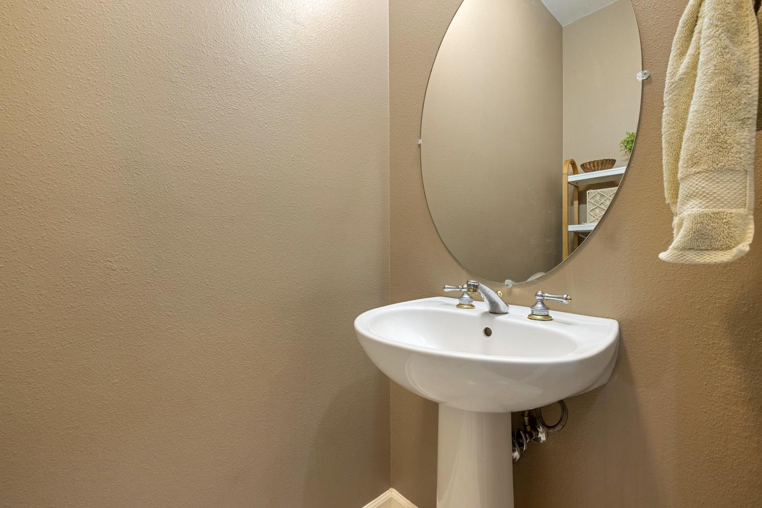 4716 Vía Altura Modesto, CA 95357 - Photo 30 of 54