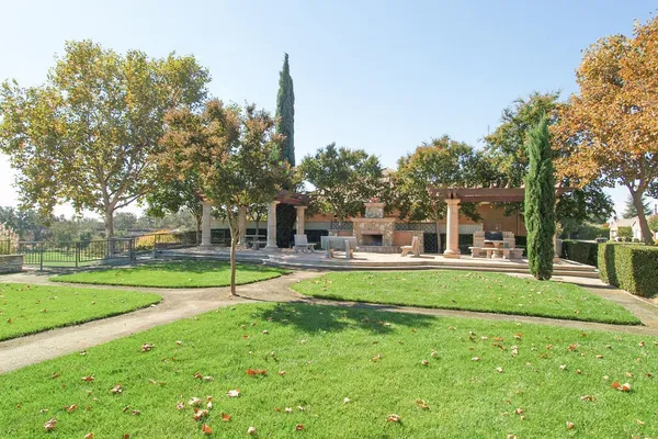 $585,000 | 4716 VÃa Altura, Modesto, CA 95357