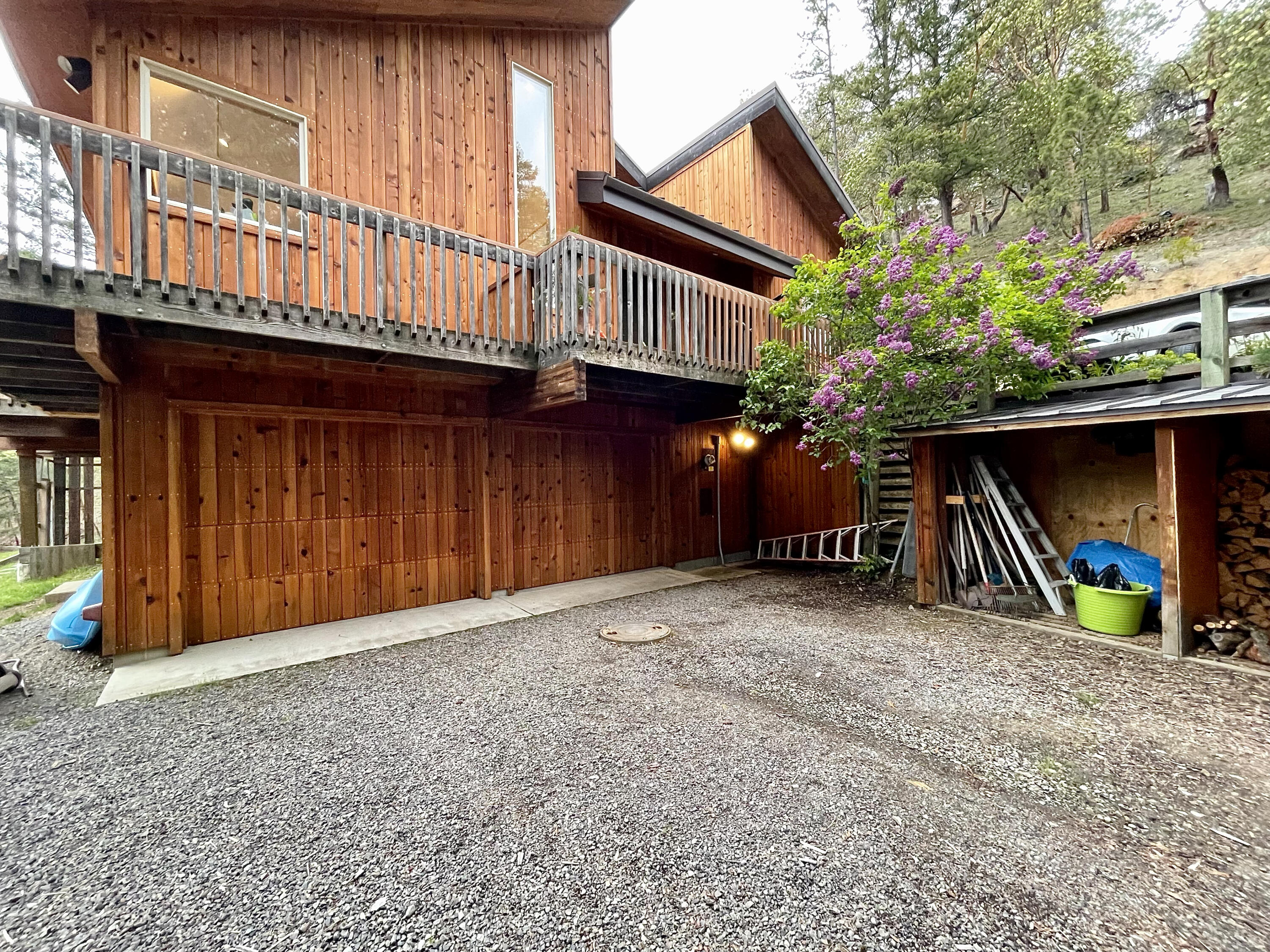 3114 Anderson Creek Road Talent, OR 97540 - Photo 33 of 69 35. Garage 1