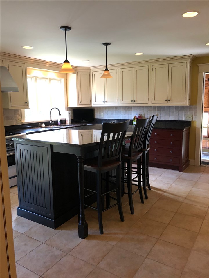 100 Smith Road Bedford, NH 03110 - Photo 7 of 21