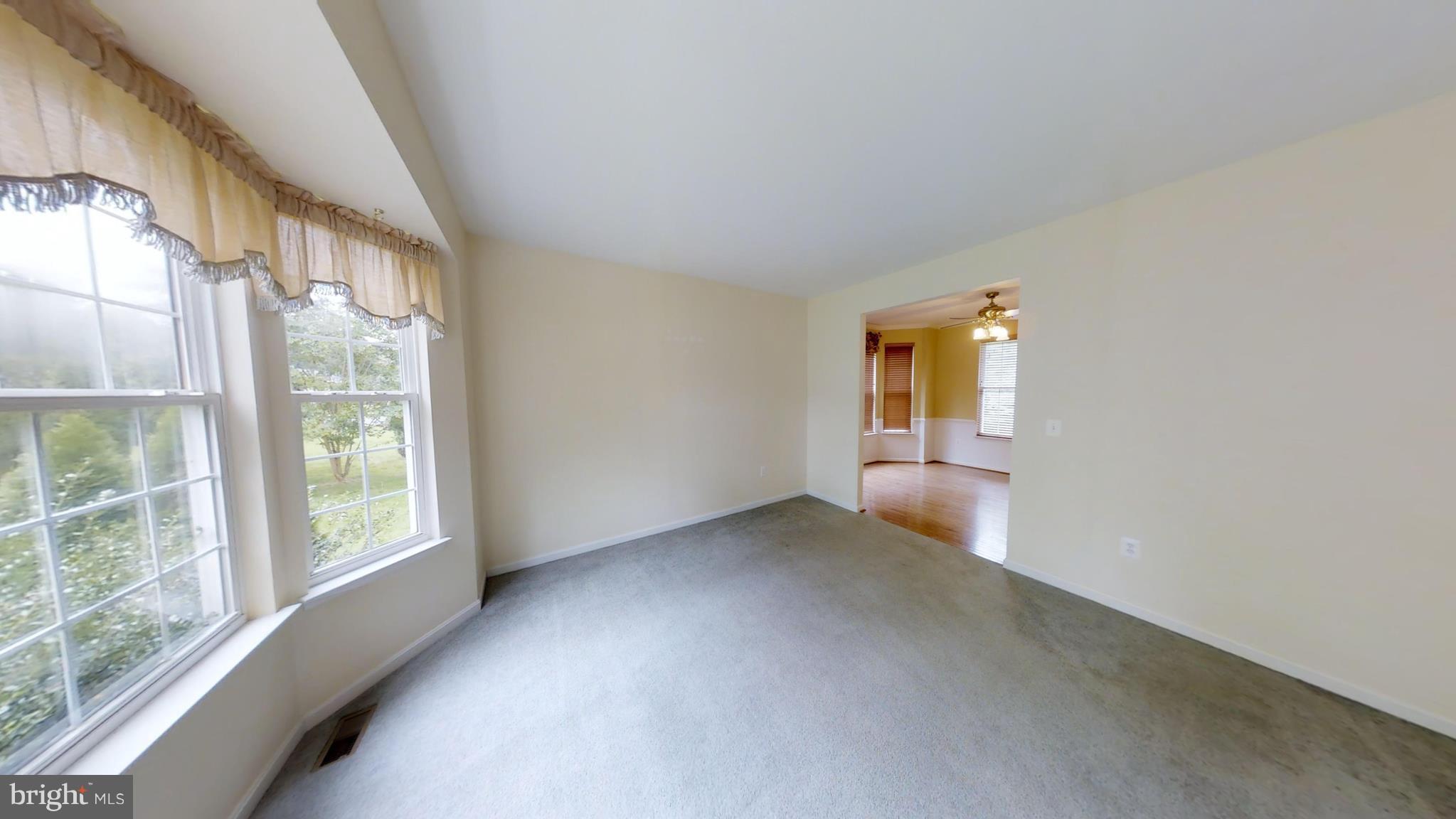 6657 Hawkins Gate Road La Plata, MD 20646 - Photo 15 of 26 Living Room