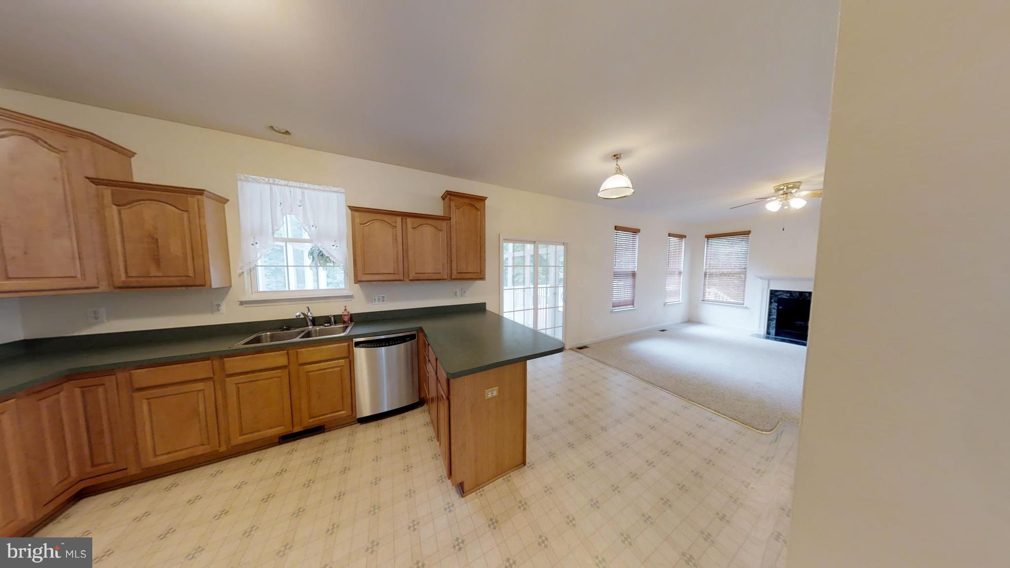 6657 Hawkins Gate Road La Plata, MD 20646 - Photo 9 of 26 Kitchen