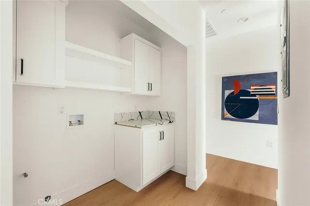 $1,349,000 | 1356-1360 St Louis Avenue, Long Beach, CA 90804