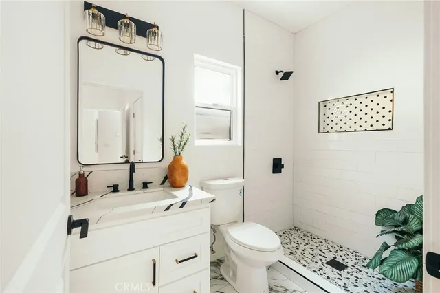 $1,349,000 | 1356-1360 St Louis Avenue, Long Beach, CA 90804