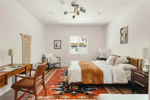 $1,349,000 | 1356-1360 St Louis Avenue, Long Beach, CA 90804