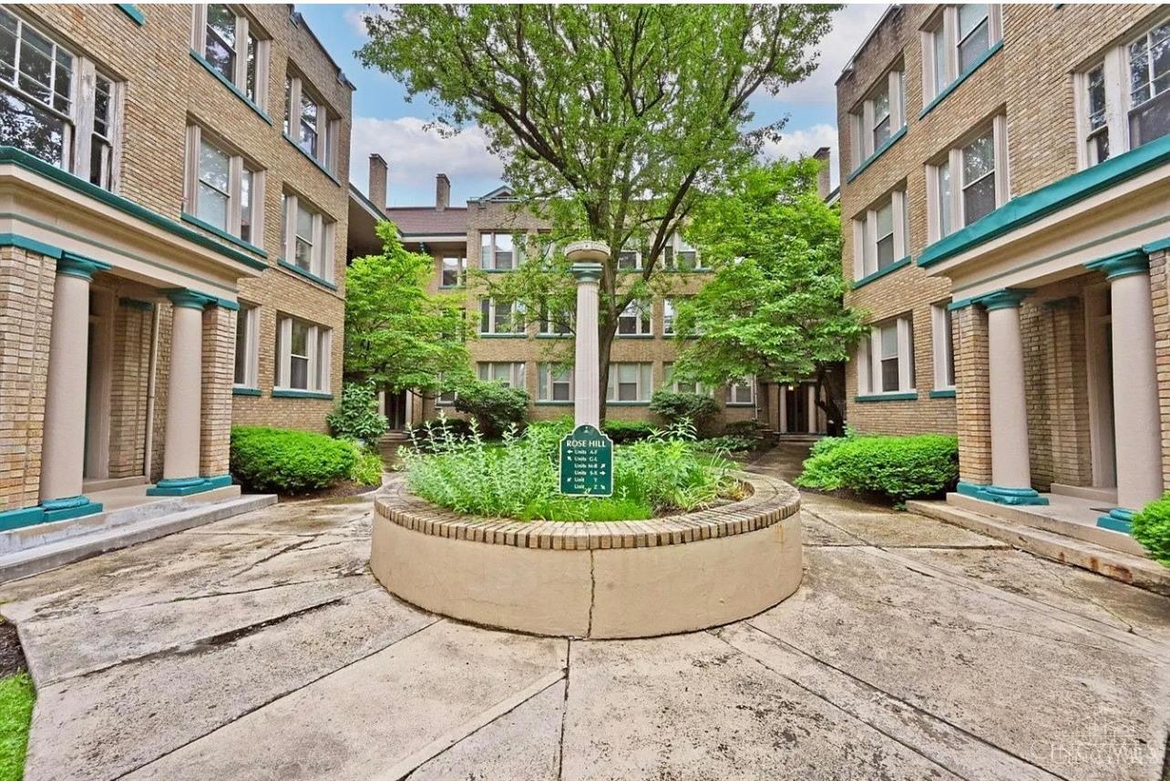 3896 Reading Road, Unit Q Cincinnati, OH 45229 - Photo 4 of 20