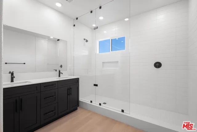 $4,350 | 23725 Orange Blossom Drive, Newhall, CA 91321