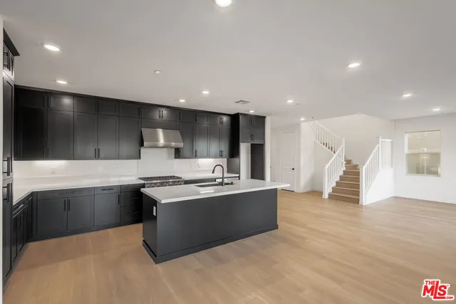 $4,350 | 23725 Orange Blossom Drive, Newhall, CA 91321