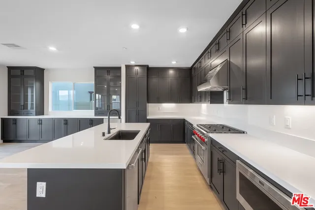 $4,350 | 23725 Orange Blossom Drive, Newhall, CA 91321