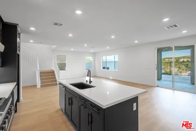 $4,350 | 23725 Orange Blossom Drive, Newhall, CA 91321