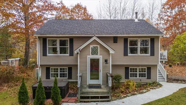 $429,000 | 276 South Street, Rockport, ME 04856
