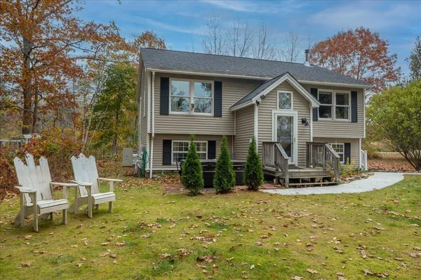 $429,000 | 276 South Street, Rockport, ME 04856