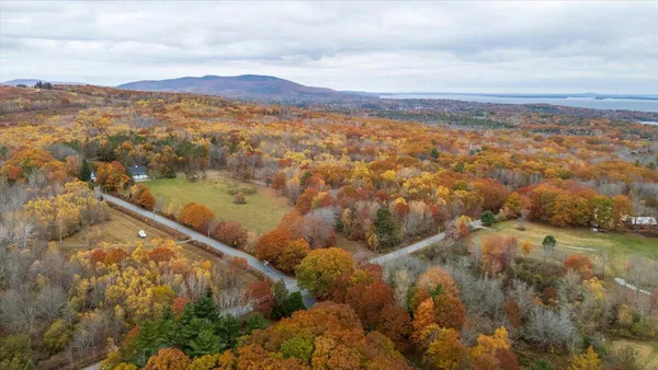 $429,000 | 276 South Street, Rockport, ME 04856