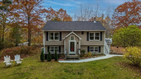 $429,000 | 276 South Street, Rockport, ME 04856