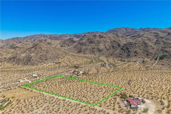 $43,900 | 7054 Canyon Road, Twentynine Palms, CA 92277