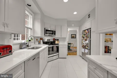 $6,200 | 5135 Massachusetts Avenue, Bethesda, MD 20816
