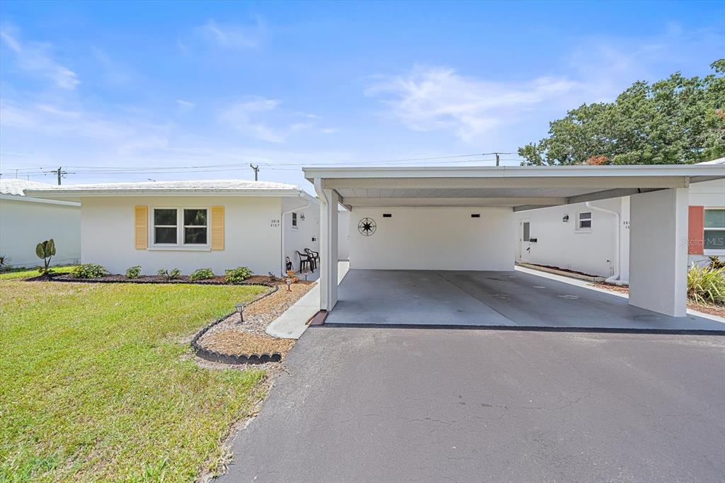 3818 Roxane Boulevard, Unit 157 Sarasota, FL 34235 - Photo 33 of 34