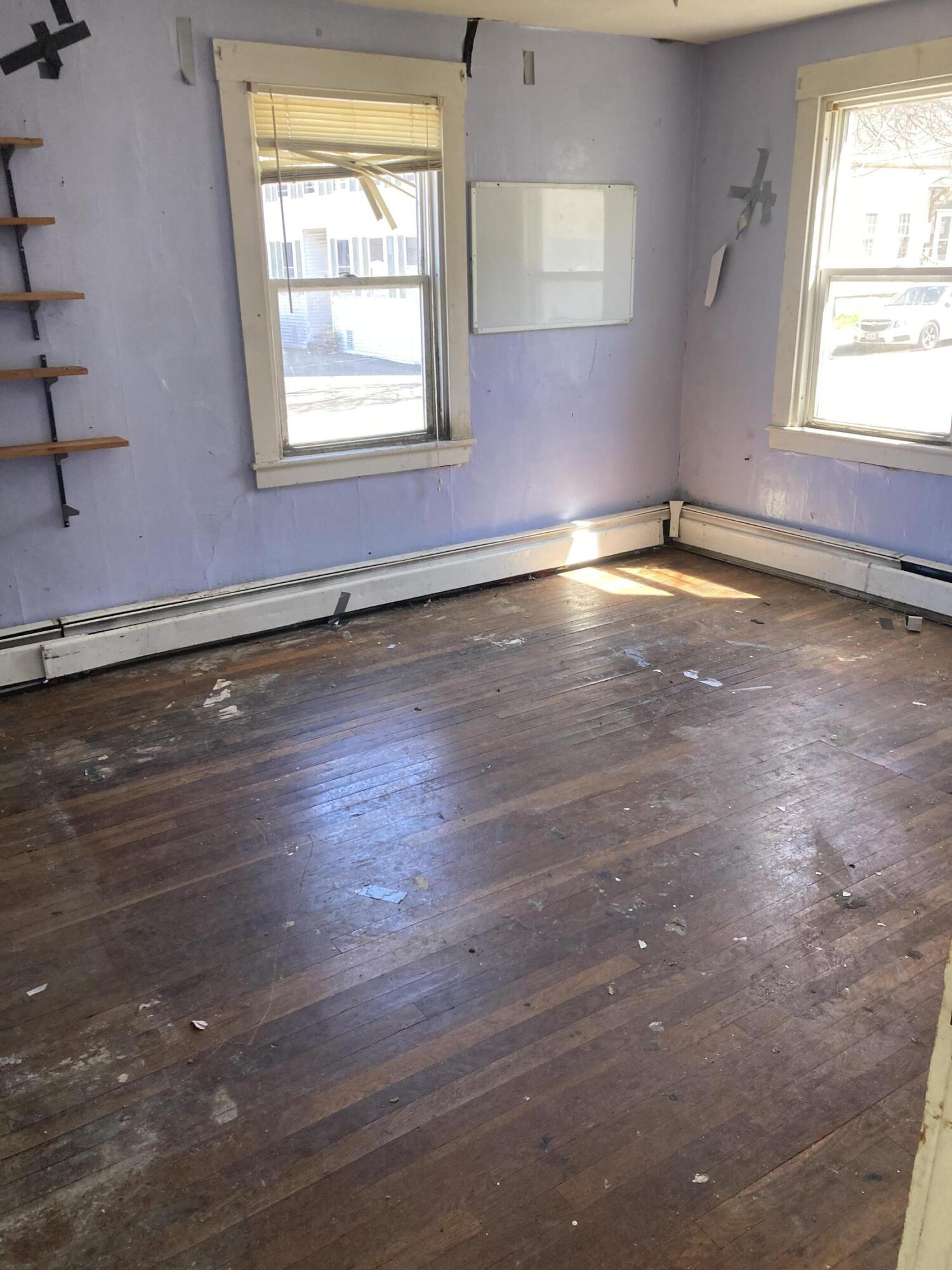 79 Hill Street Biddeford, ME 04005 - Photo 13 of 16 IMG_5574