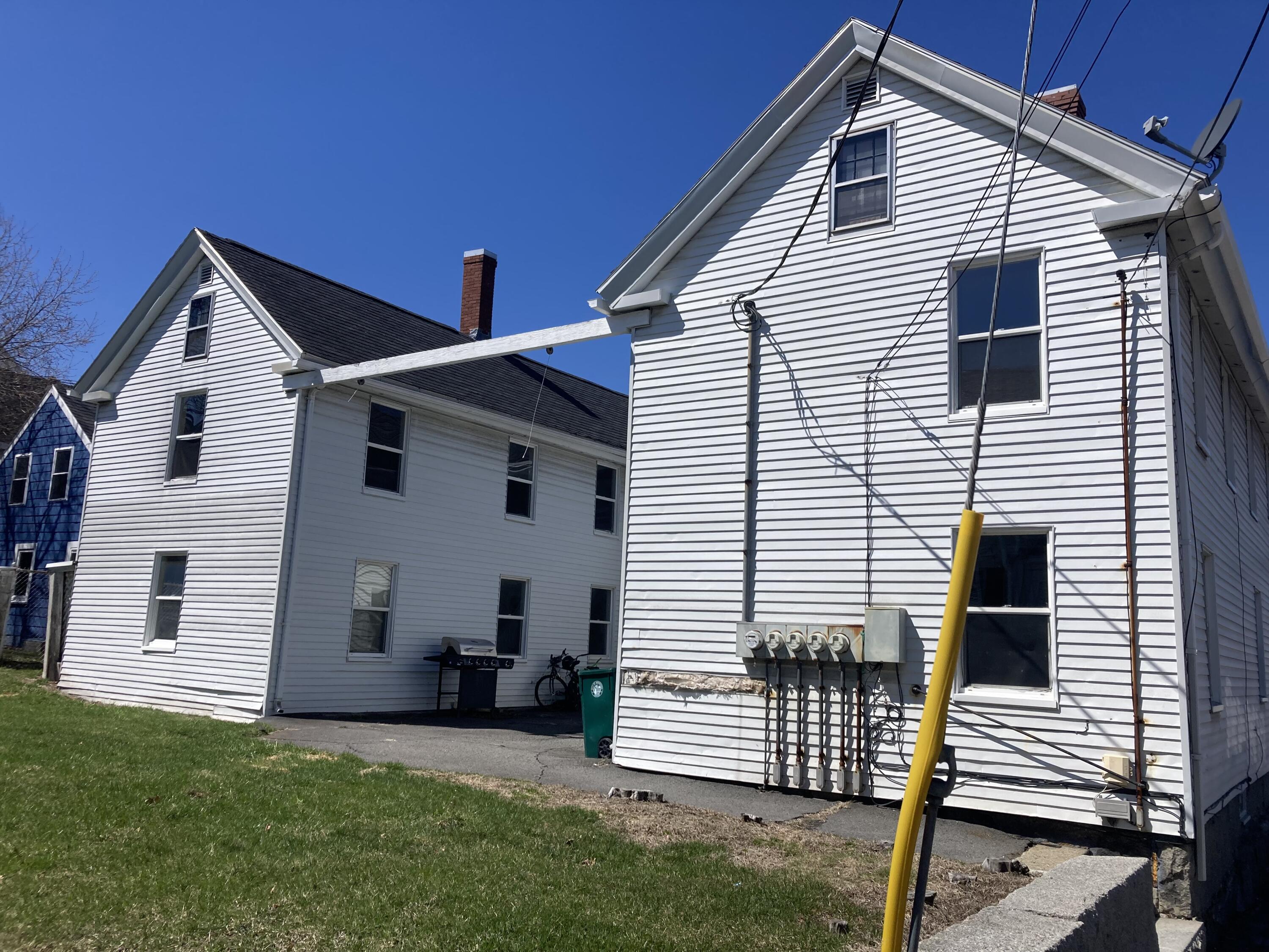 79 Hill Street Biddeford, ME 04005 - Photo 2 of 16 IMG_5565