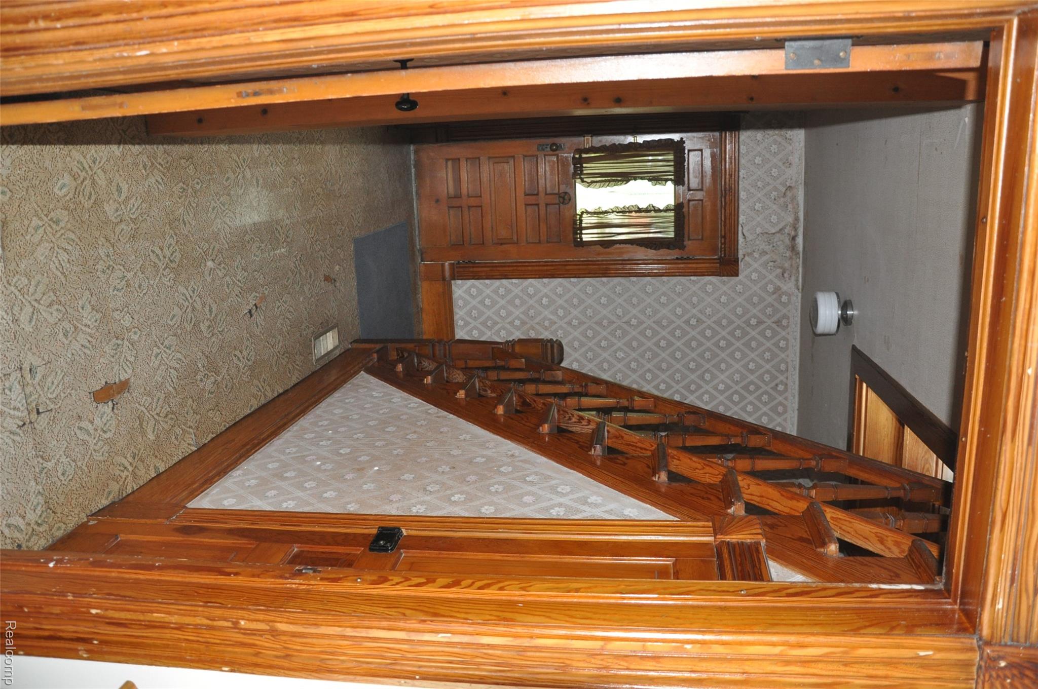 3954 Mayville Road Silverwood, MI 48760 - Photo 18 of 30 DSC_0014.JPG