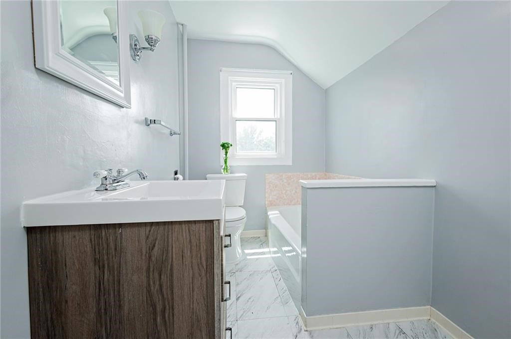 7164 West Main Road Le Roy, NY 14482 - Photo 11 of 20