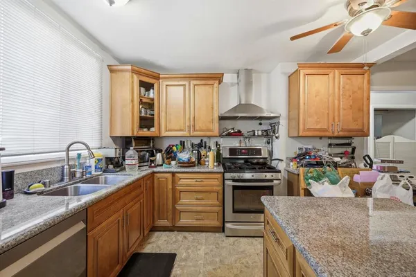 $760,000 | 20211 Schoolcraft Street, Winnetka, CA 91306