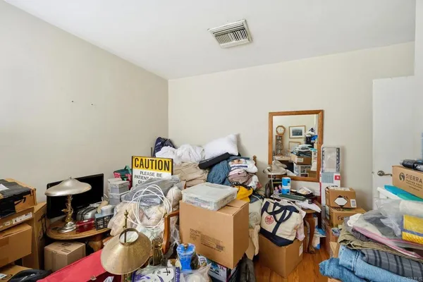 $760,000 | 20211 Schoolcraft Street, Winnetka, CA 91306