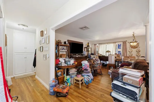 $760,000 | 20211 Schoolcraft Street, Winnetka, CA 91306