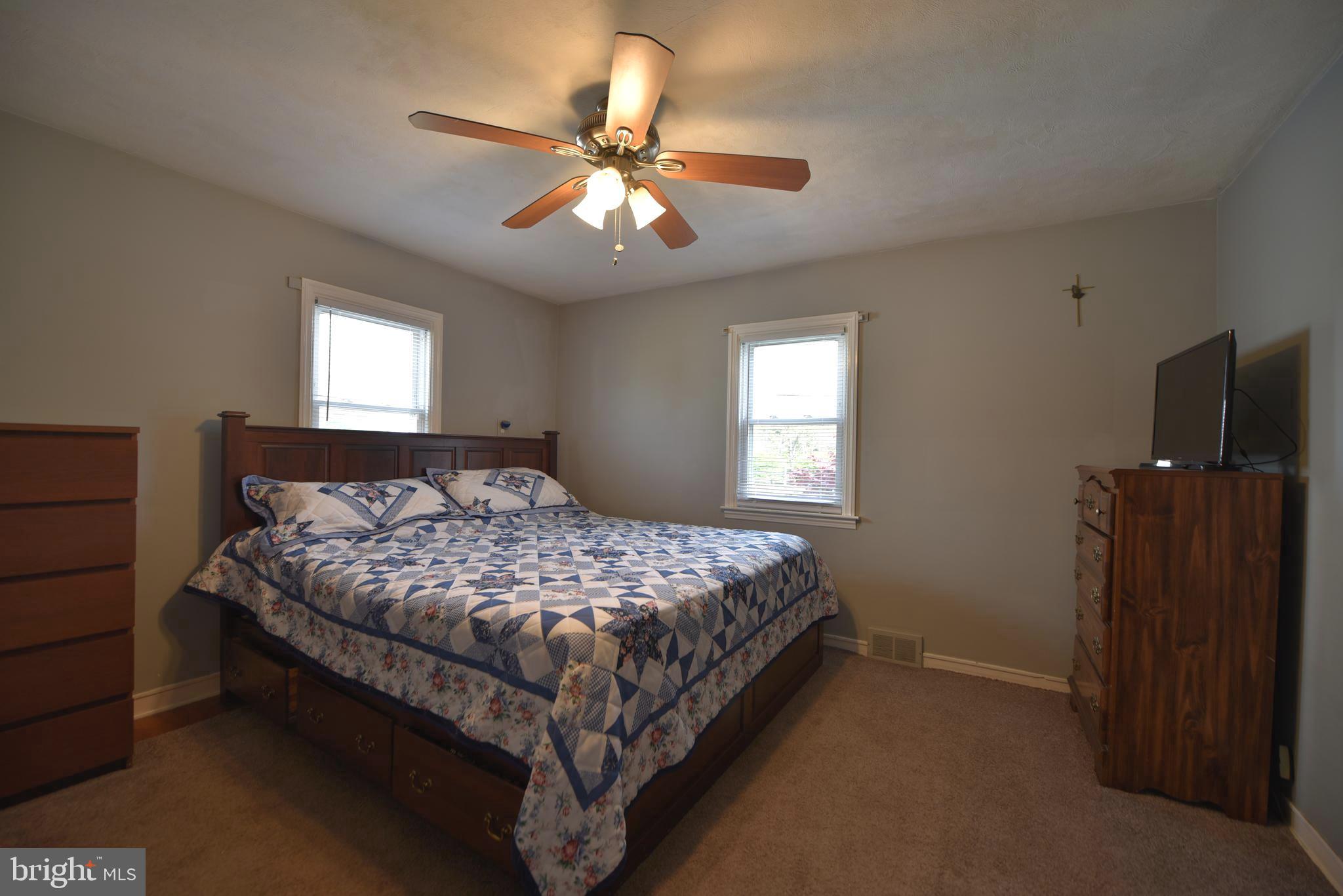 808 White Horse Hamilton Square Road Hamilton, NJ 08610 - Photo 17 of 33 Gallery Image 17