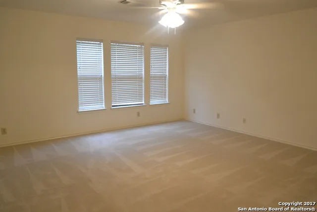 $1,950 | 8758 Park Olympia, Universal City, TX 78148