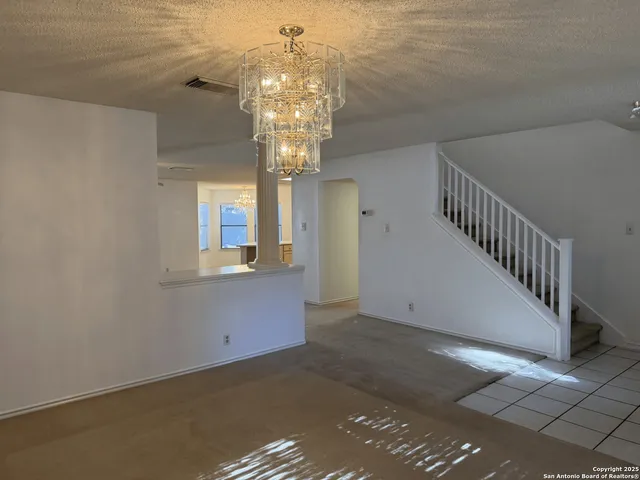 $1,950 | 8758 Park Olympia, Universal City, TX 78148