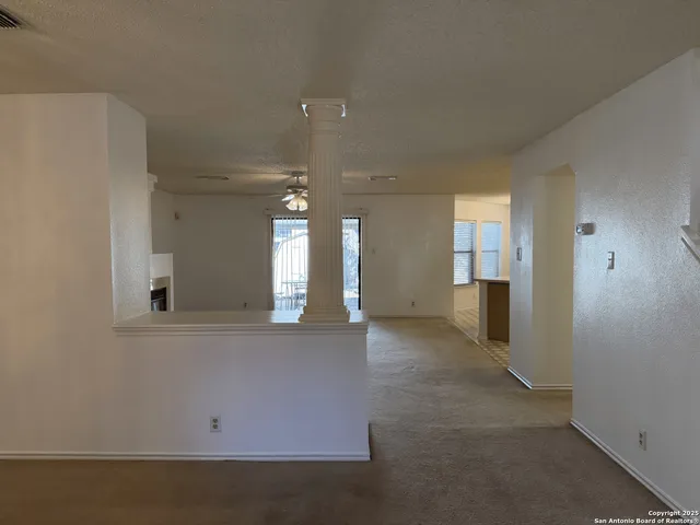 $1,950 | 8758 Park Olympia, Universal City, TX 78148