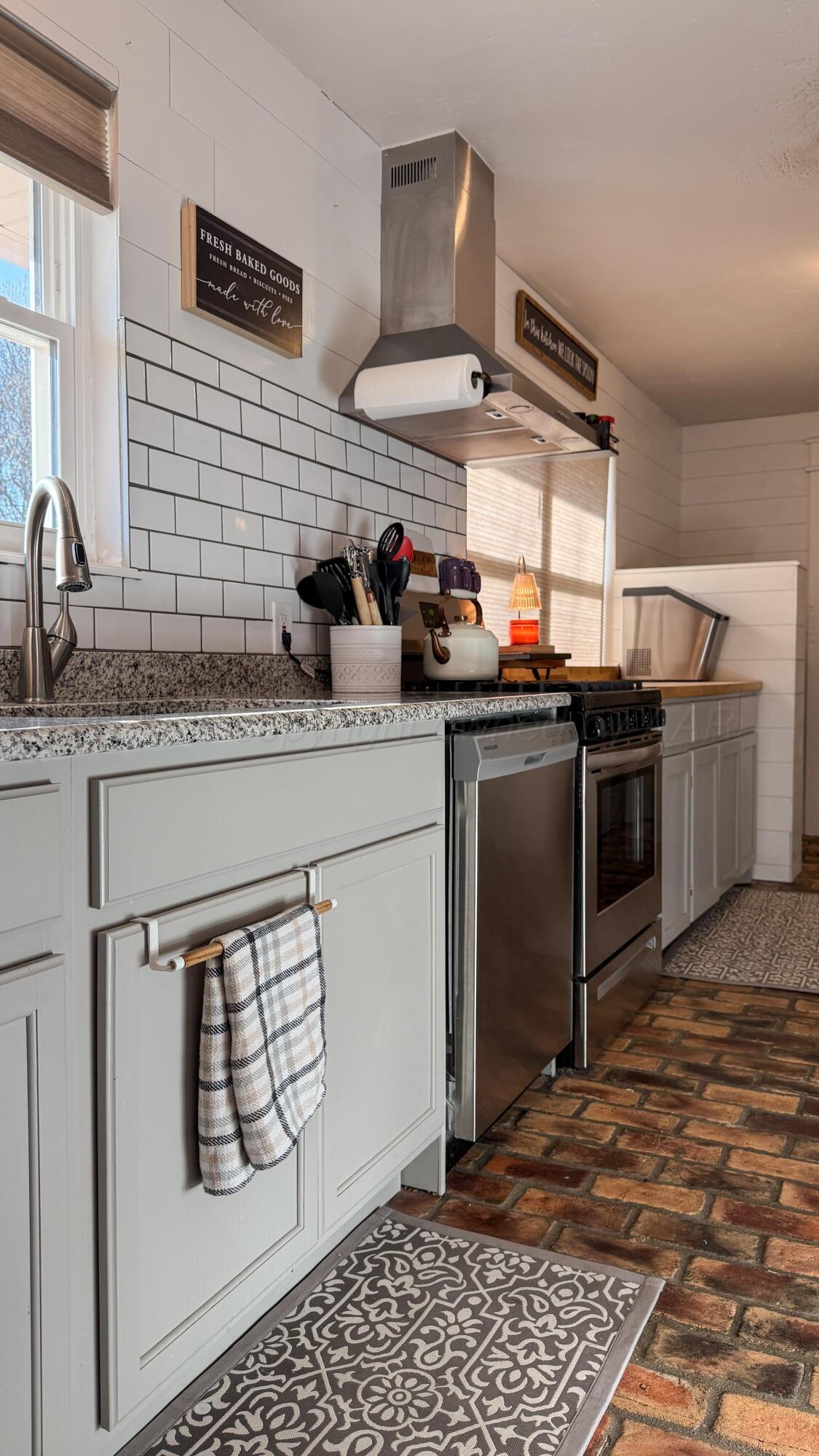 1601 Maple Avenue Panhandle, TX 79068 - Photo 13 of 37 Photo Mar 02 2026, 4 31 31 PM