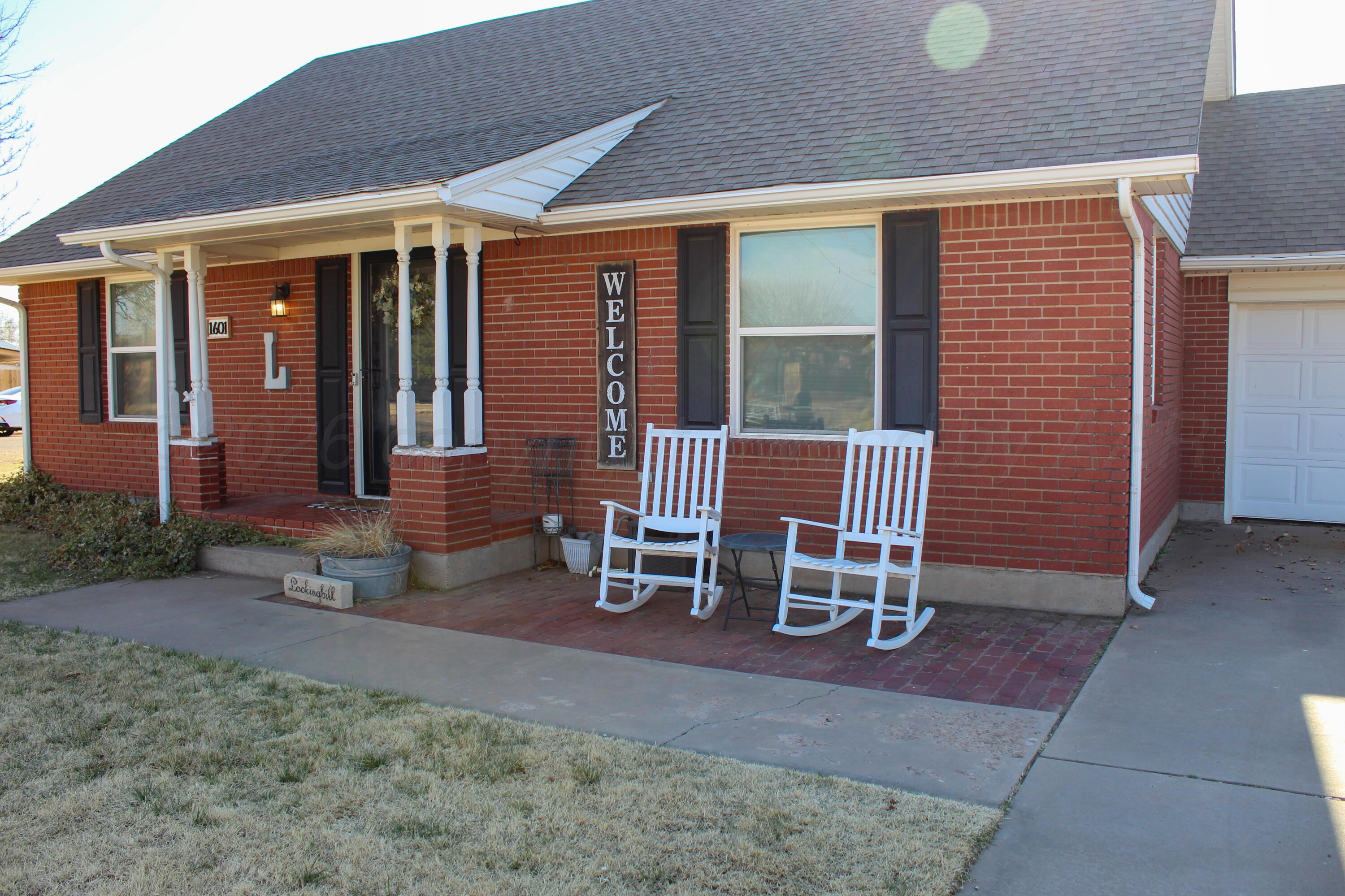 1601 Maple Avenue Panhandle, TX 79068 - Photo 3 of 37 Photo Mar 02 2026, 4 43 02 AM