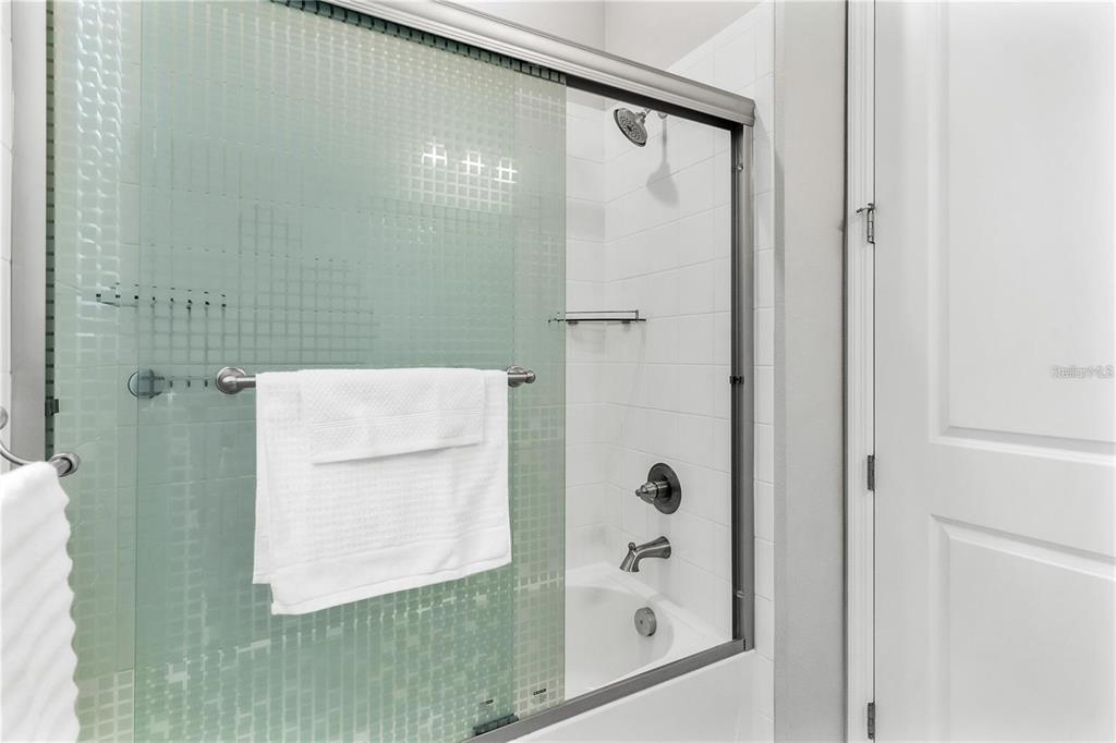 6003 Nightjar Court Leesburg, FL 34748 - Photo 28 of 41 a bathroom with a shower