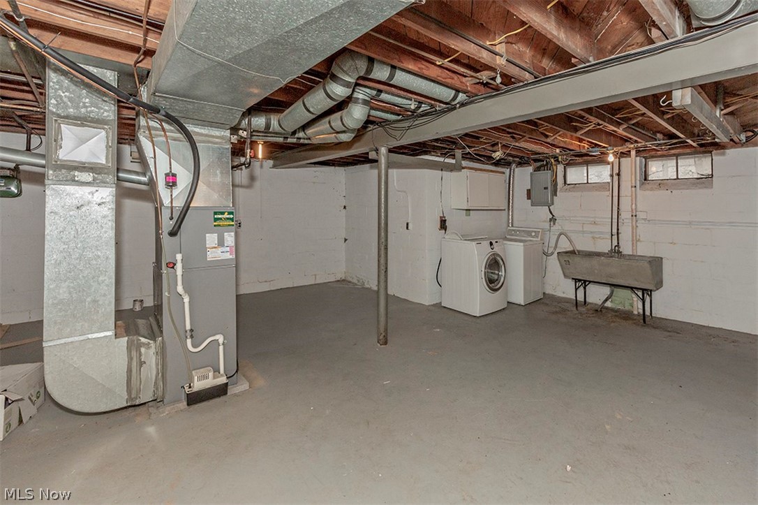 1632 Sunview Road Cleveland, OH 44124 - Photo 30 of 31 Gallery Image 30
