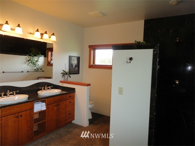 624 Finn Hall Road Port Angeles, WA 98362 - Photo 6 of 20 Gallery Image 6